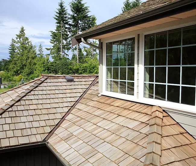 Hand-Split Shake F-WAVE shingle
